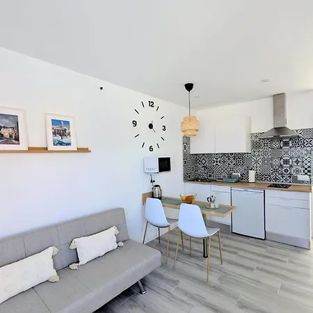 Chc - Seamount View *